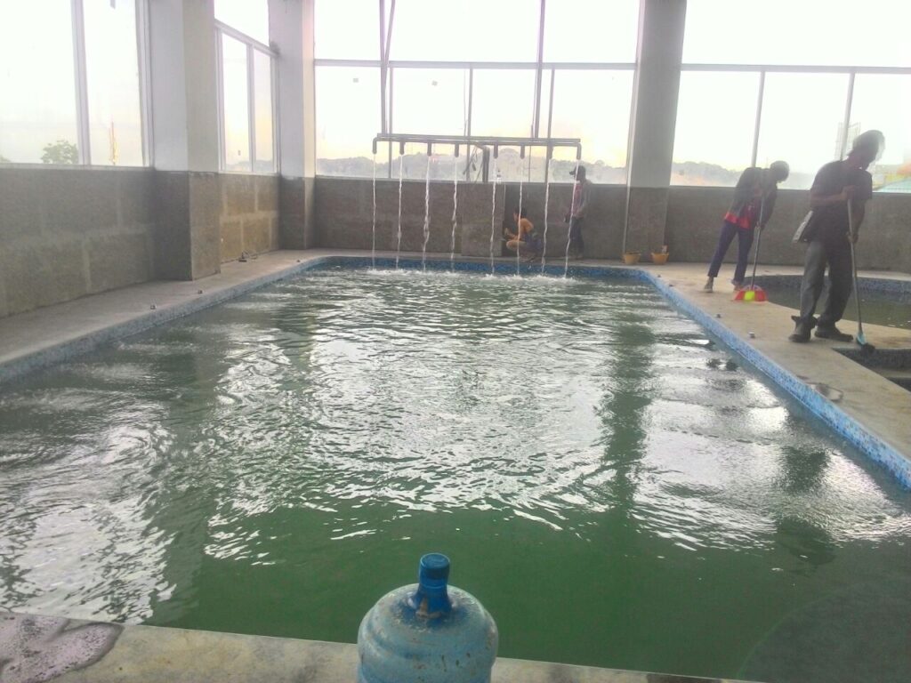 kolam sauna