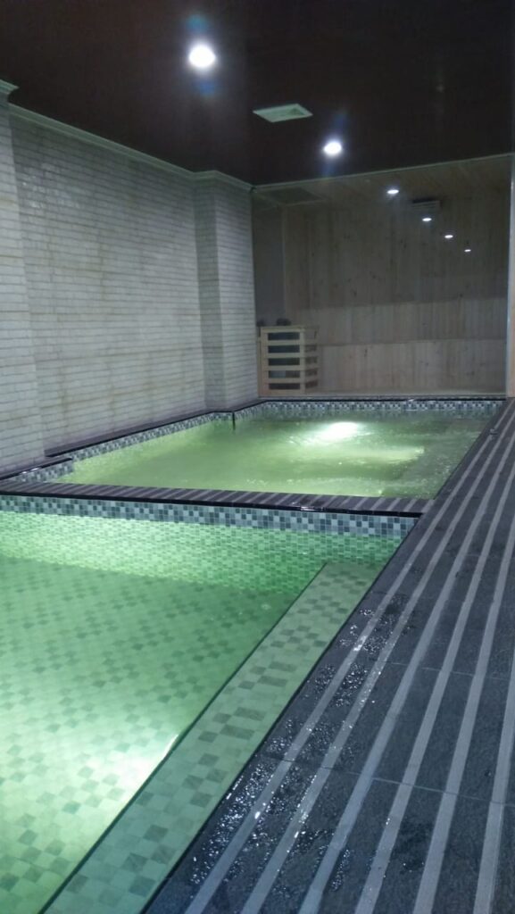 kolam sauna